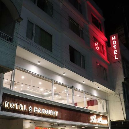 Hotel Le Amor Kota  Exterior photo